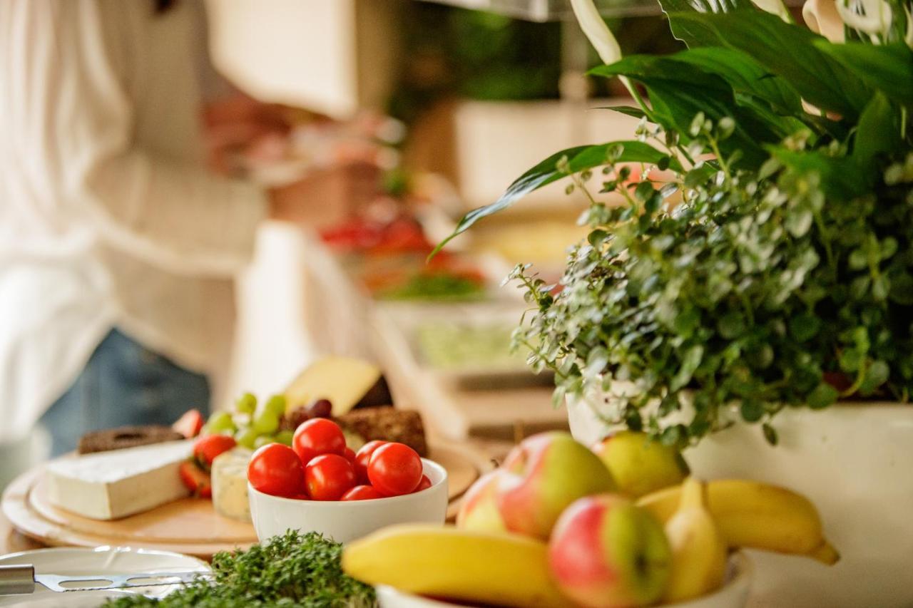 Hotel-Restaurant Allmer ヴァイツ エクステリア 写真