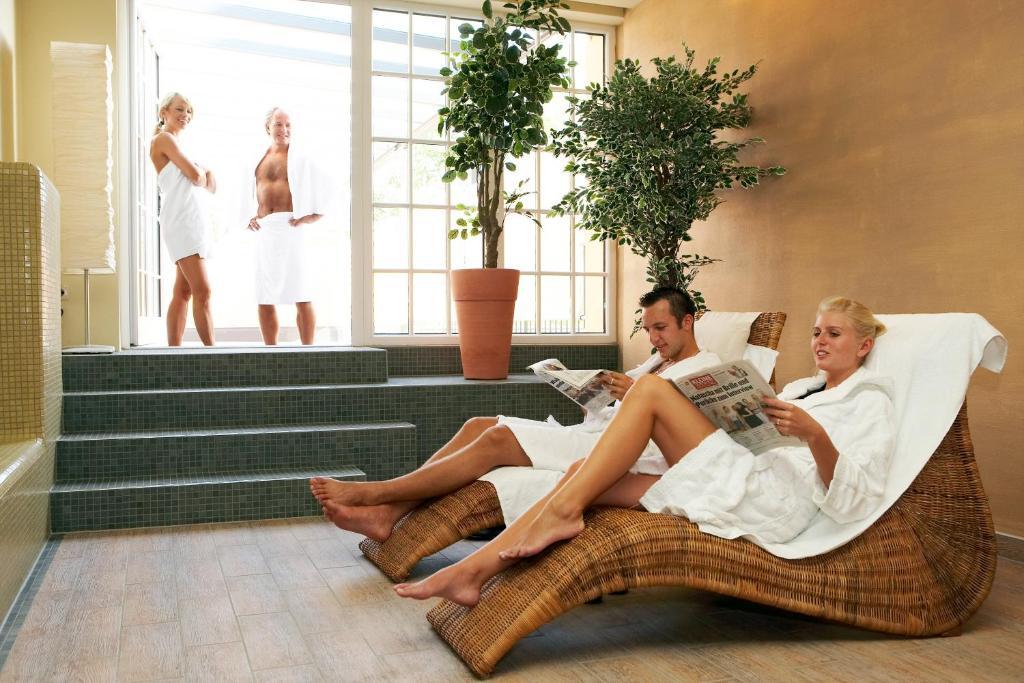 Hotel-Restaurant Allmer ヴァイツ エクステリア 写真