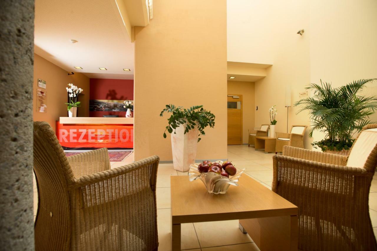 Hotel-Restaurant Allmer ヴァイツ エクステリア 写真